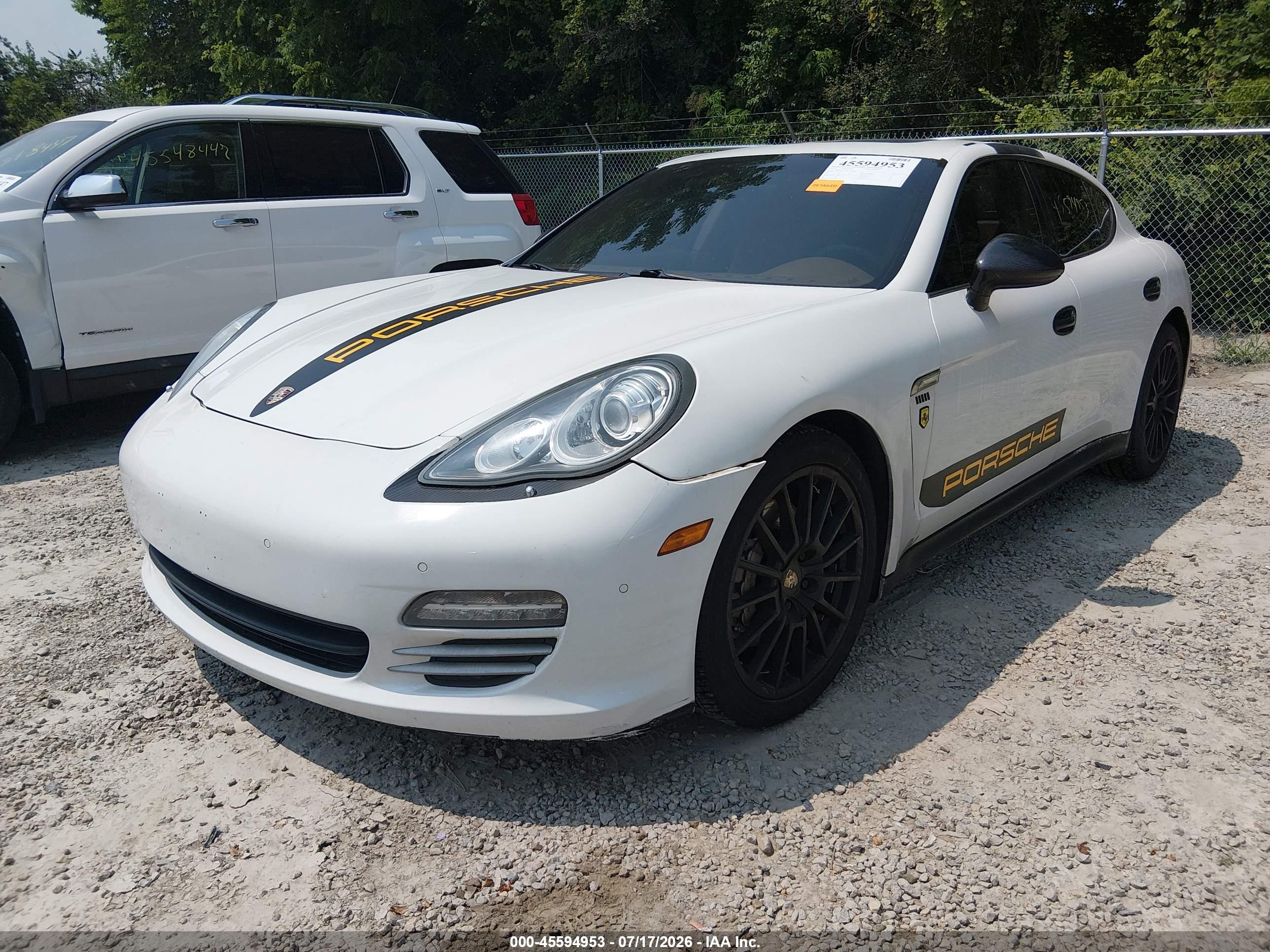 2012 PORSCHE PANAMERA 4S