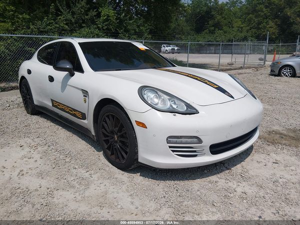 2012 PORSCHE PANAMERA 4S
