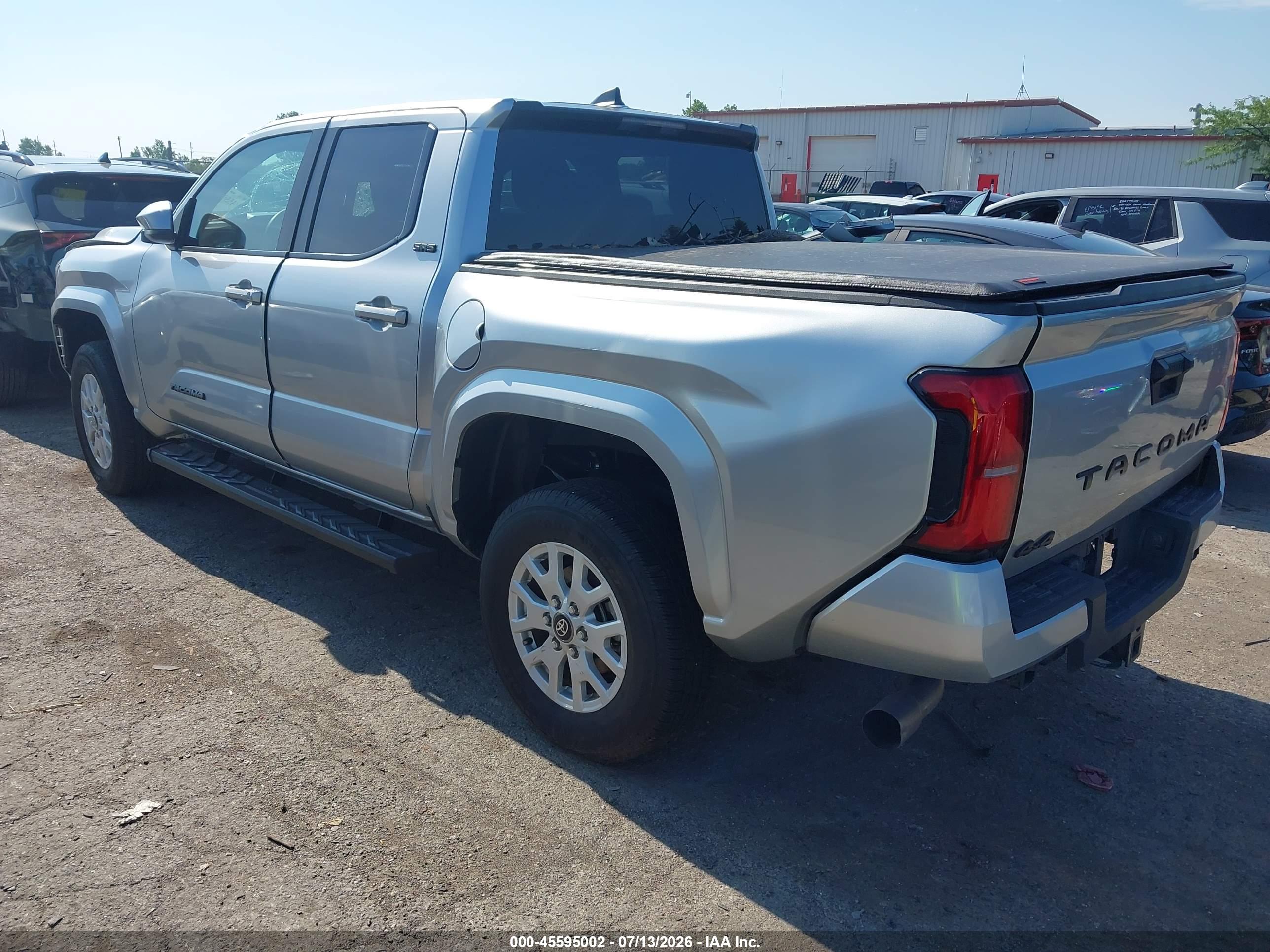 2025 TOYOTA TACOMA SR5