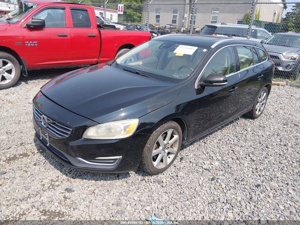 2016 VOLVO V60 T5 DRIVE-E PREMIER