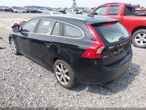 2016 VOLVO V60 T5 DRIVE-E PREMIER