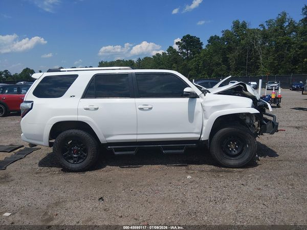 2022 TOYOTA 4RUNNER SR5 PREMIUM