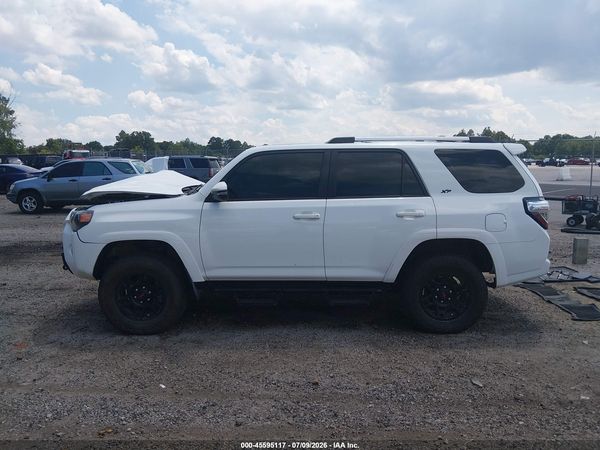2022 TOYOTA 4RUNNER SR5 PREMIUM