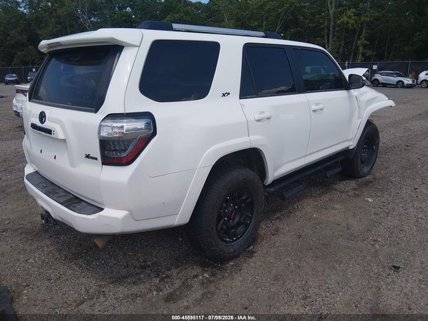 2022 TOYOTA 4RUNNER SR5 PREMIUM