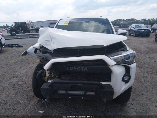 2022 TOYOTA 4RUNNER SR5 PREMIUM