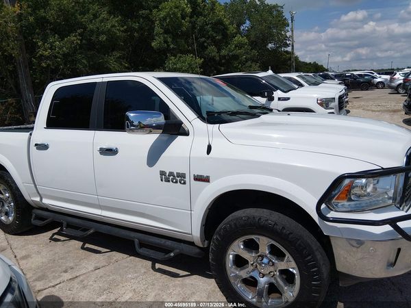 2017 RAM 1500 LARAMIE  4X4 5'7 BOX