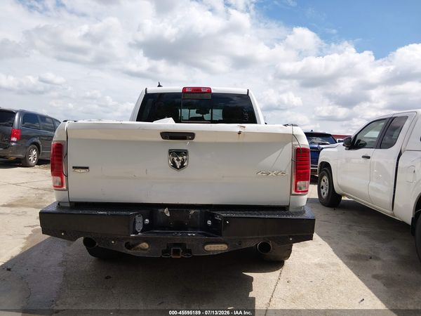 2017 RAM 1500 LARAMIE  4X4 5'7 BOX