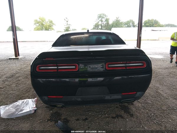 2016 DODGE CHALLENGER SXT PLUS
