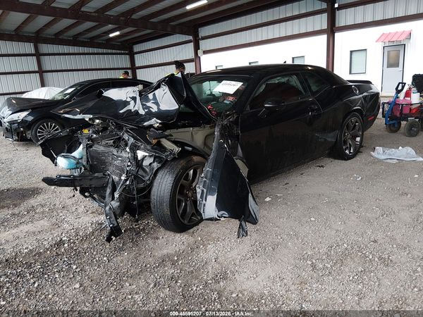 2016 DODGE CHALLENGER SXT PLUS