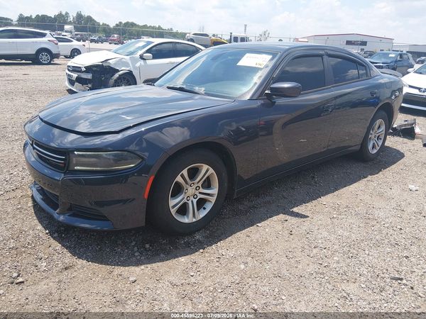 2016 DODGE CHARGER SE