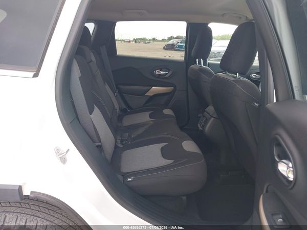 2018 JEEP CHEROKEE LATITUDE FWD