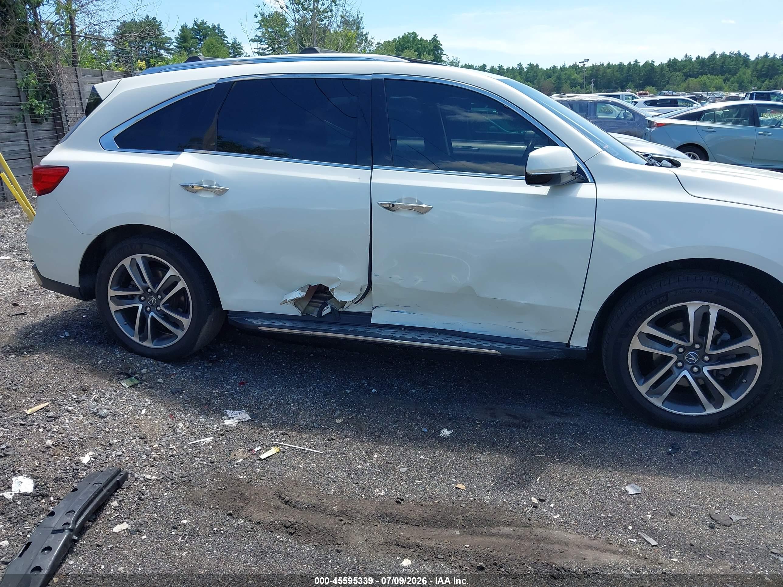 2017 ACURA MDX SH-AWD (Advance)