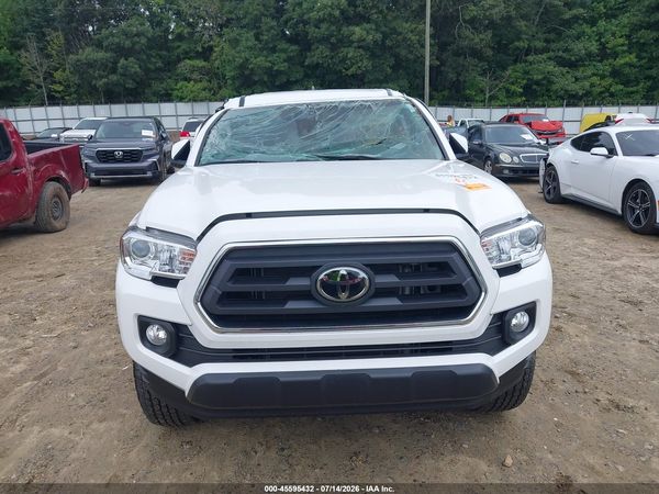 2022 TOYOTA TACOMA SR5 V6