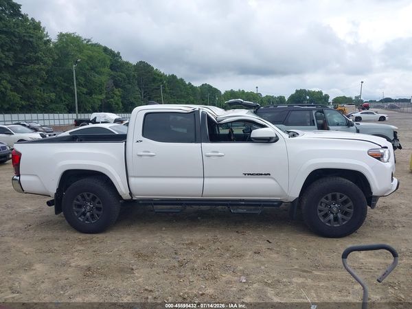 2022 TOYOTA TACOMA SR5 V6