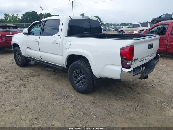 2022 TOYOTA TACOMA SR5 V6