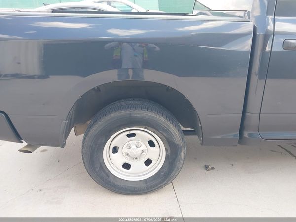 2017 RAM 1500 TRADESMAN  4X2 5'7 BOX