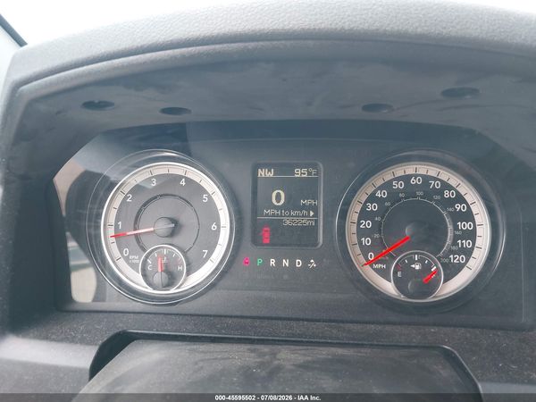 2017 RAM 1500 TRADESMAN  4X2 5'7 BOX