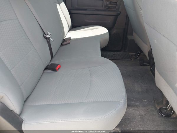 2017 RAM 1500 TRADESMAN  4X2 5'7 BOX