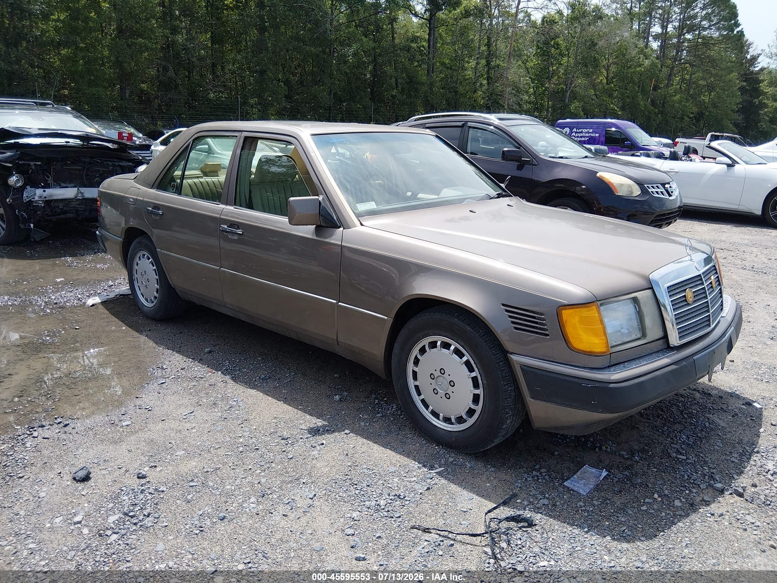 1992 MERCEDES-BENZ 300 300D 2.5
