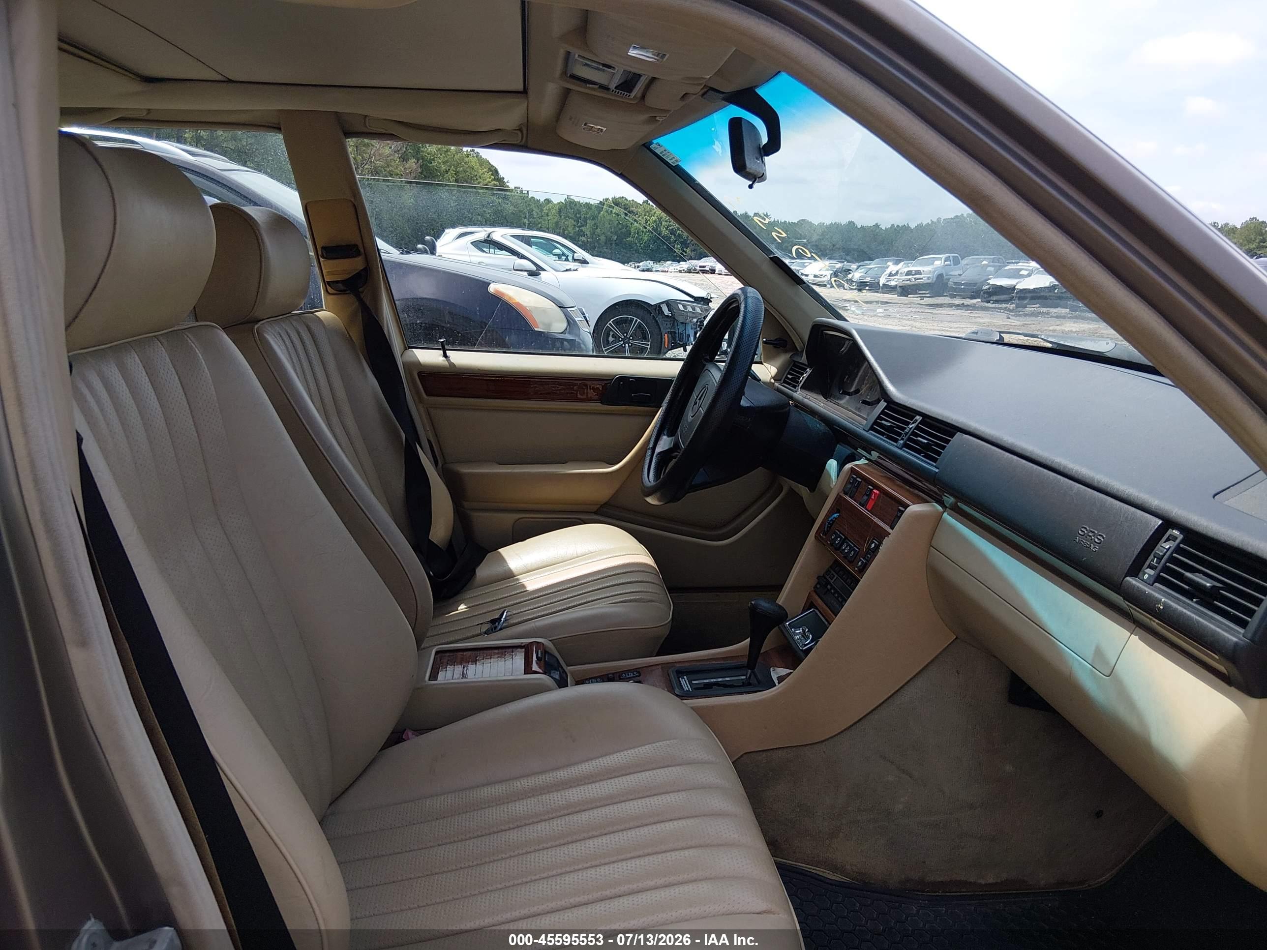 1992 MERCEDES-BENZ 300 300D 2.5