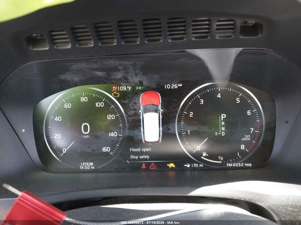 2016 VOLVO XC90 T6 MOMENTUM