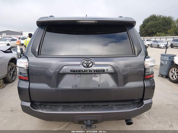2022 TOYOTA 4RUNNER SR5 PREMIUM