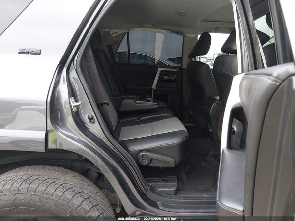 2022 TOYOTA 4RUNNER SR5 PREMIUM