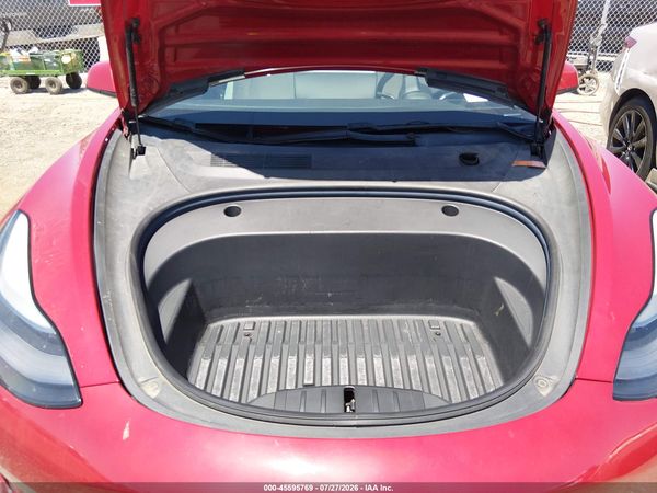 2021 TESLA MODEL 3 — I10