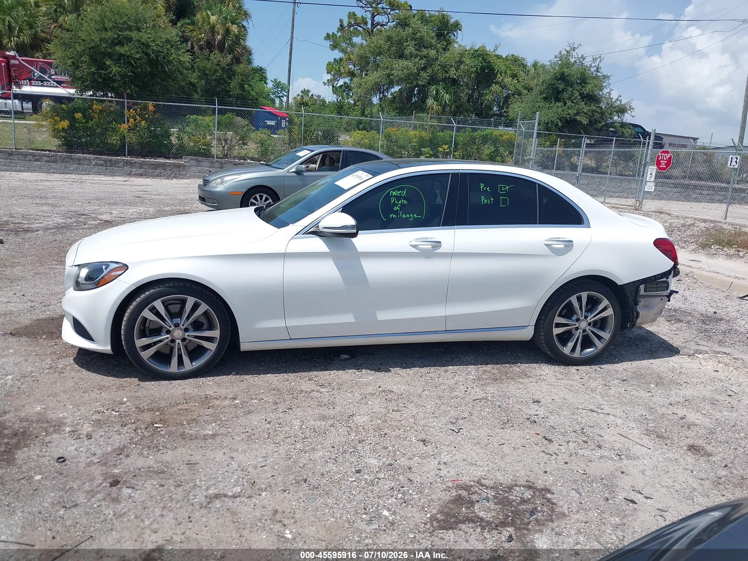 2016 MERCEDES-BENZ C 300 C300