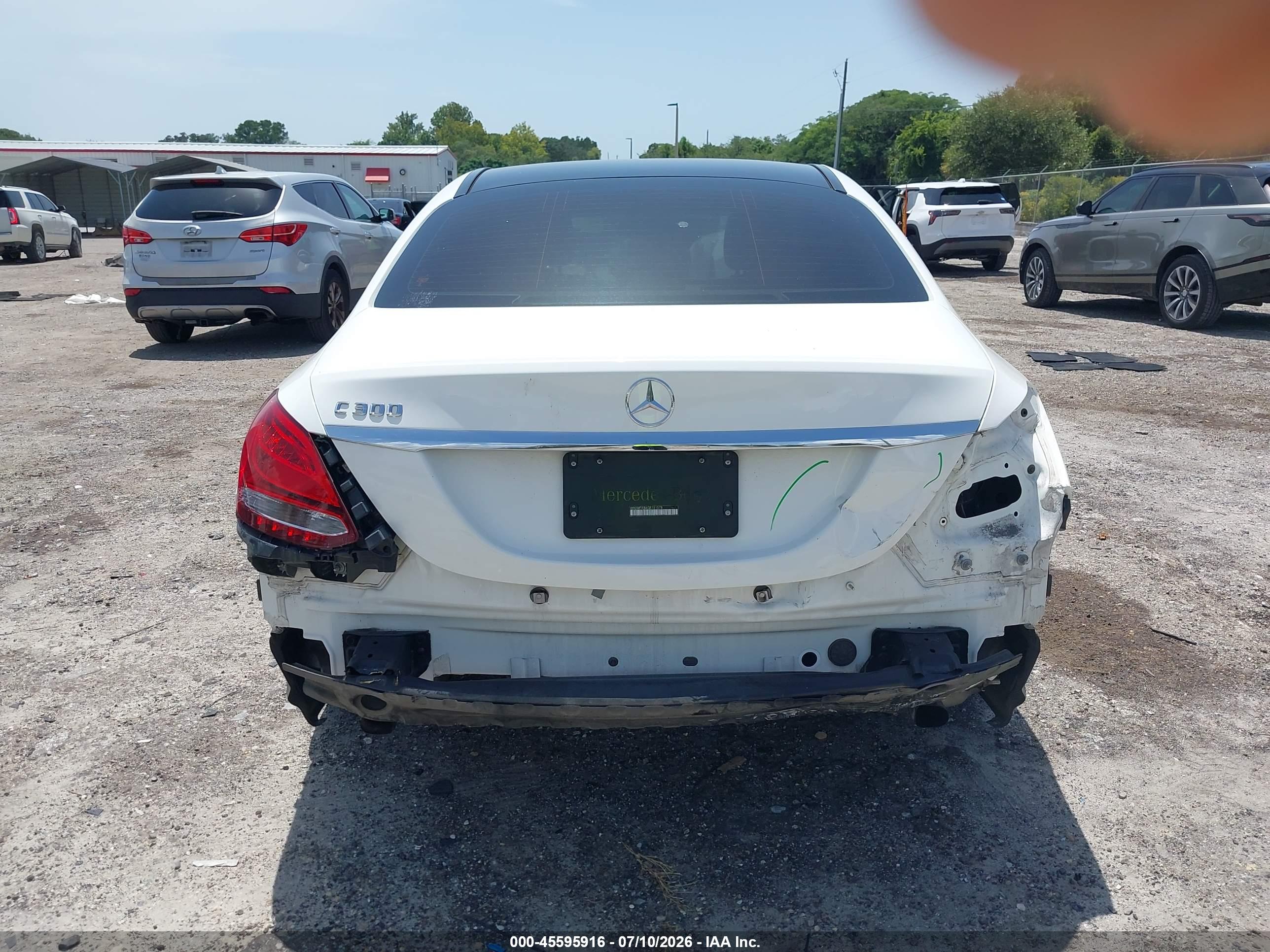 2016 MERCEDES-BENZ C 300 C300