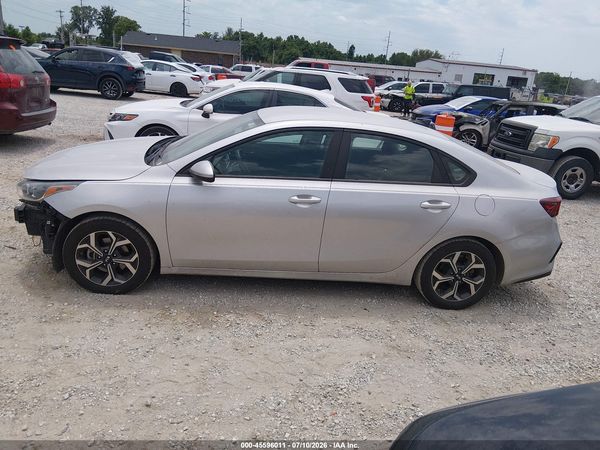2019 KIA FORTE LXS