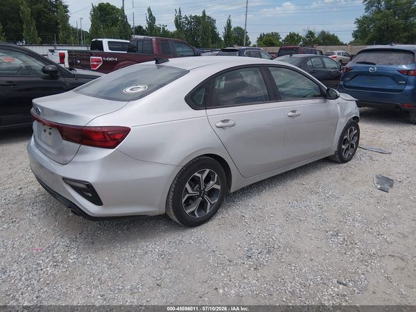2019 KIA FORTE LXS