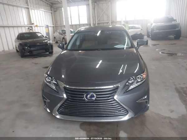 2017 LEXUS ES 300H