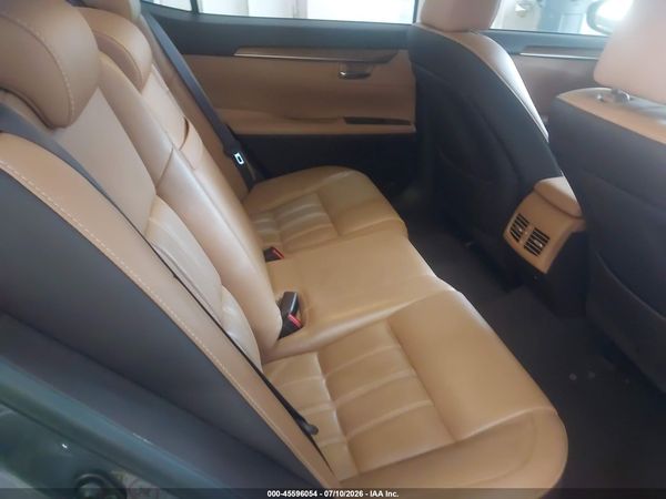 2017 LEXUS ES 300H