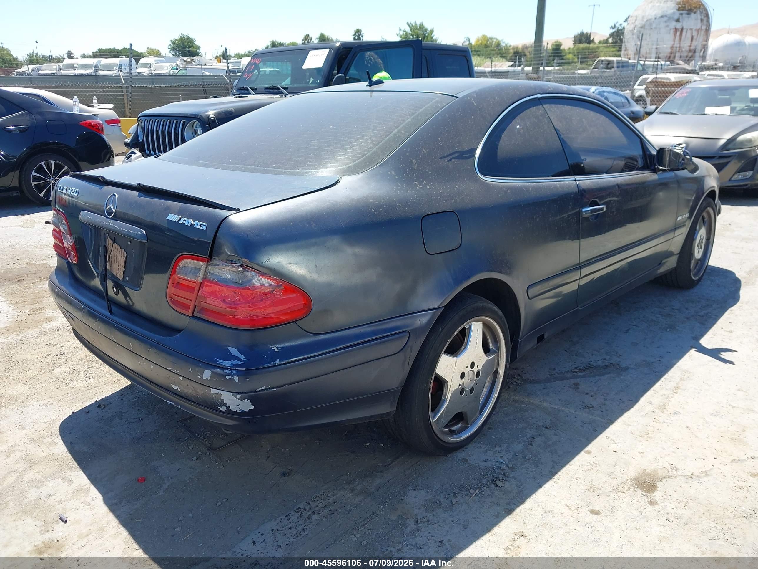 2002 MERCEDES-BENZ CLK 320 CLK320