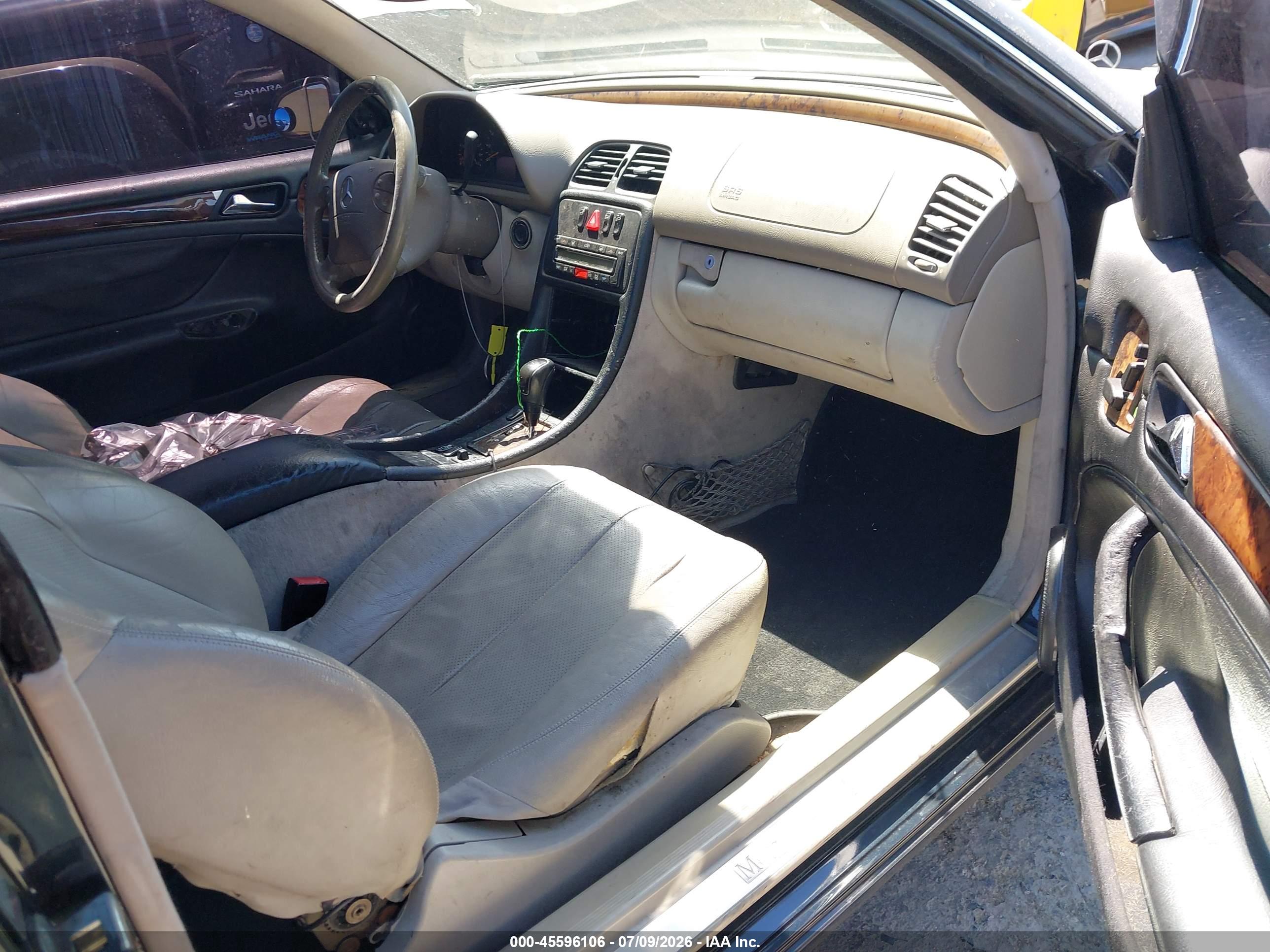2002 MERCEDES-BENZ CLK 320 CLK320