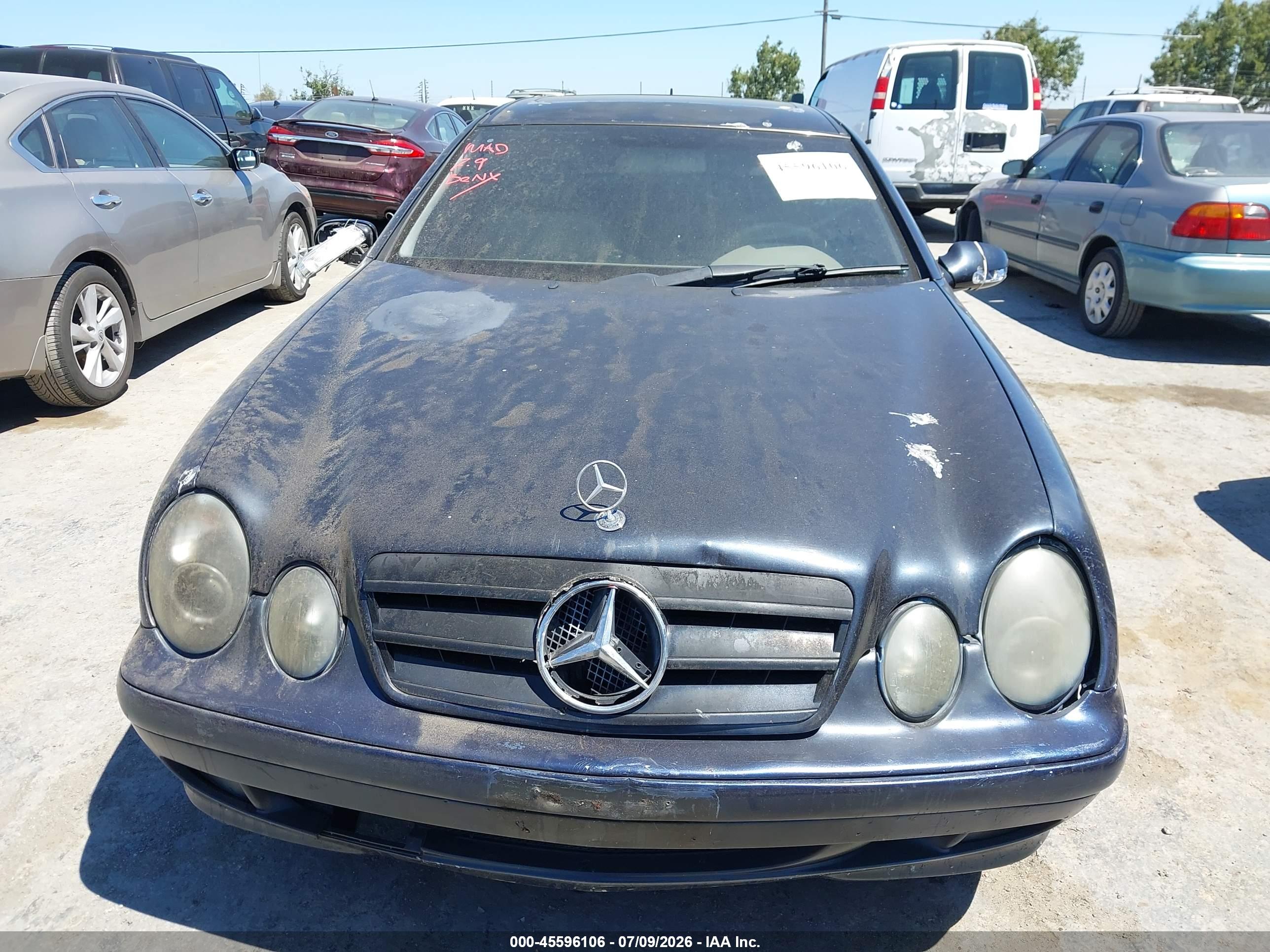2002 MERCEDES-BENZ CLK 320 CLK320