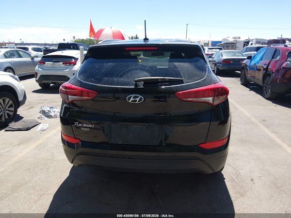 2017 HYUNDAI TUCSON SE