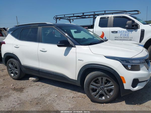 2023 KIA SELTOS S