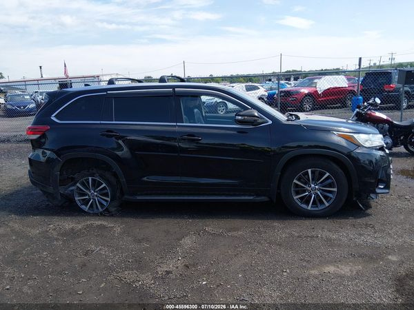 2018 TOYOTA HIGHLANDER XLE