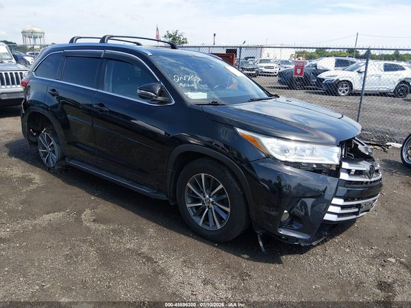 2018 TOYOTA HIGHLANDER XLE