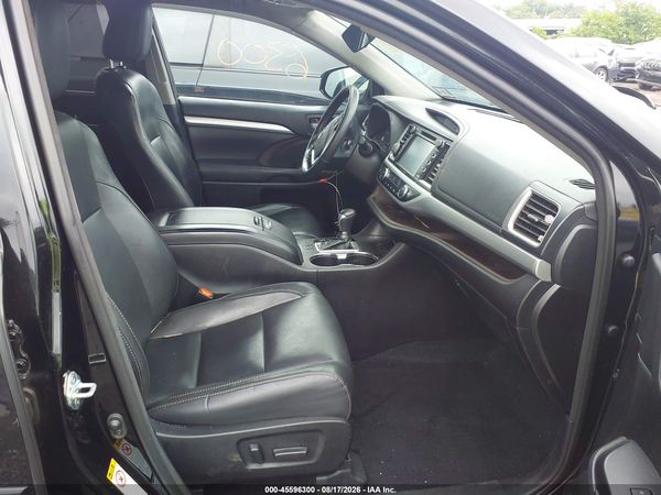 2018 TOYOTA HIGHLANDER XLE