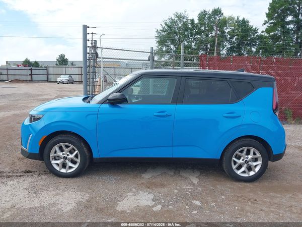 2025 KIA SOUL S