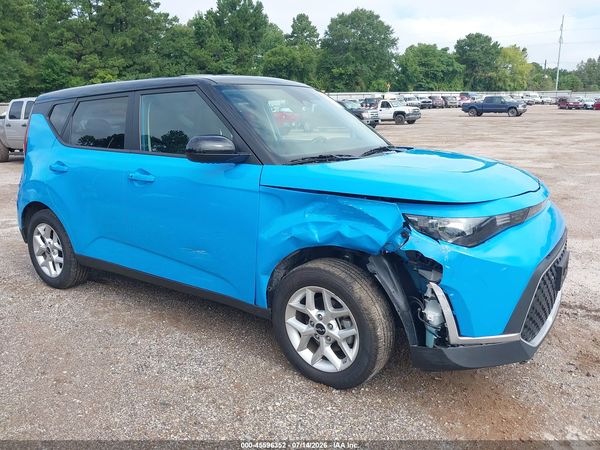 2025 KIA SOUL S