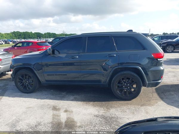 2018 JEEP GRAND CHEROKEE ALTITUDE 4X2