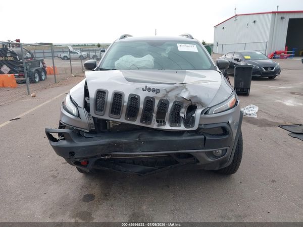 2018 JEEP CHEROKEE TRAILHAWK 4X4