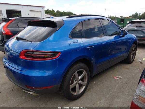 2017 PORSCHE MACAN