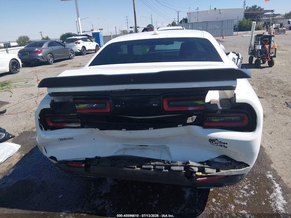 2016 DODGE CHALLENGER SXT