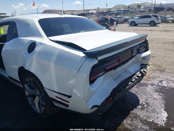 2016 DODGE CHALLENGER SXT