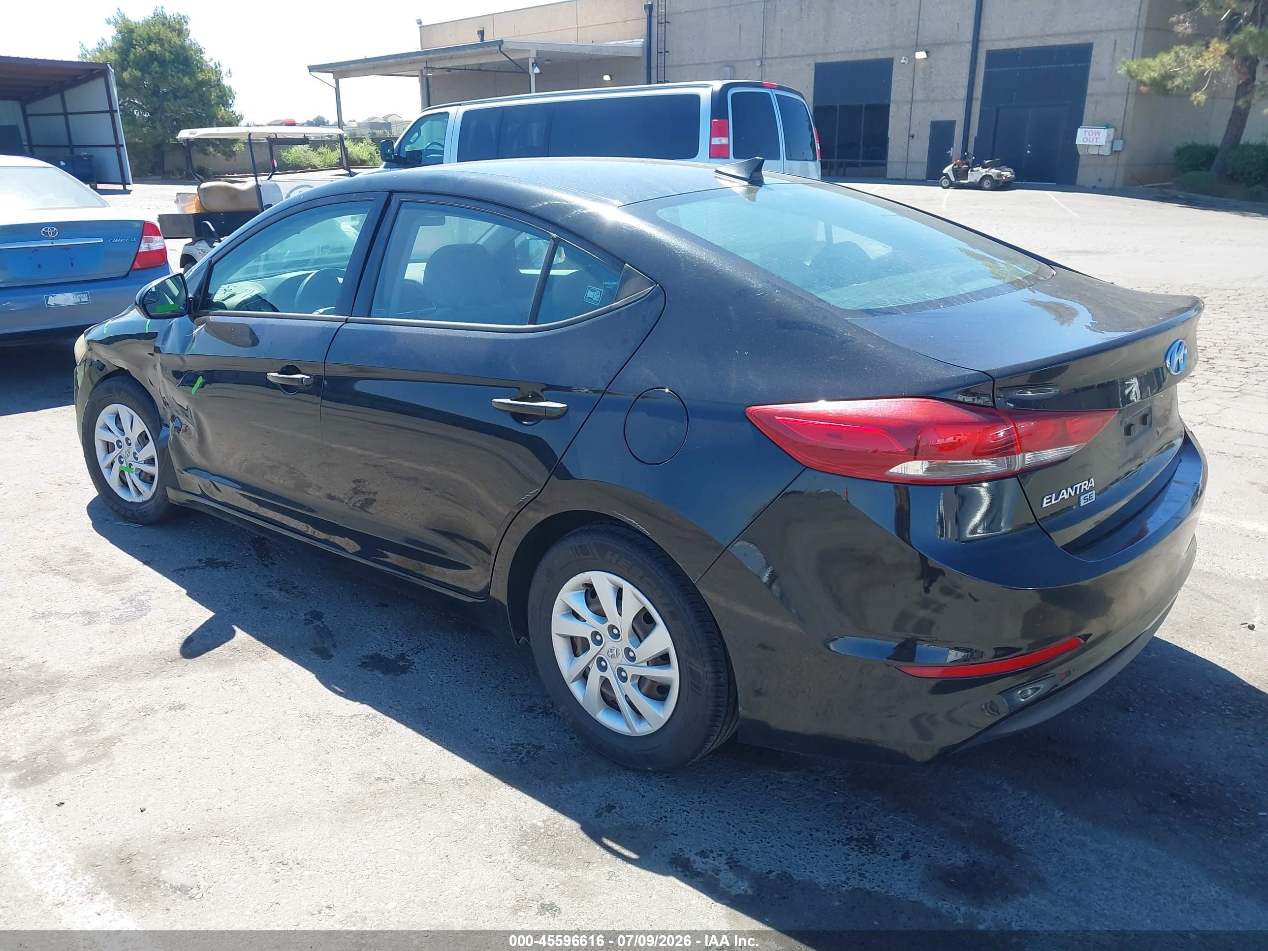 2017 HYUNDAI ELANTRA SE Base